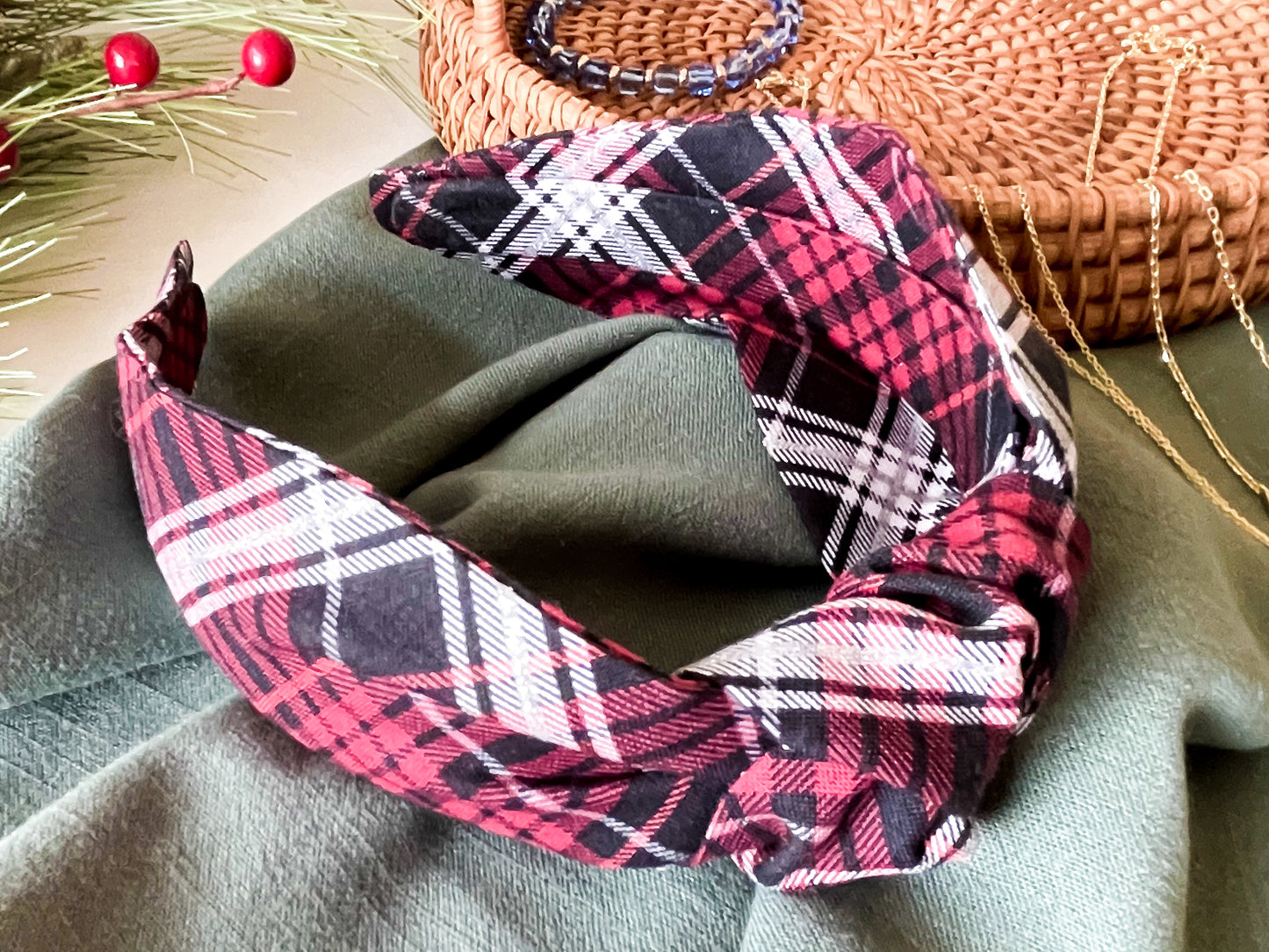 Red & Black Plaid Knot Headband – Stylish & Comfortable Fabric Headband