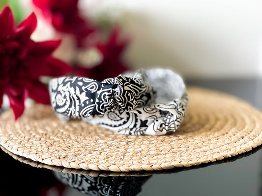 Comfortable Knot Headband — The Diplomat