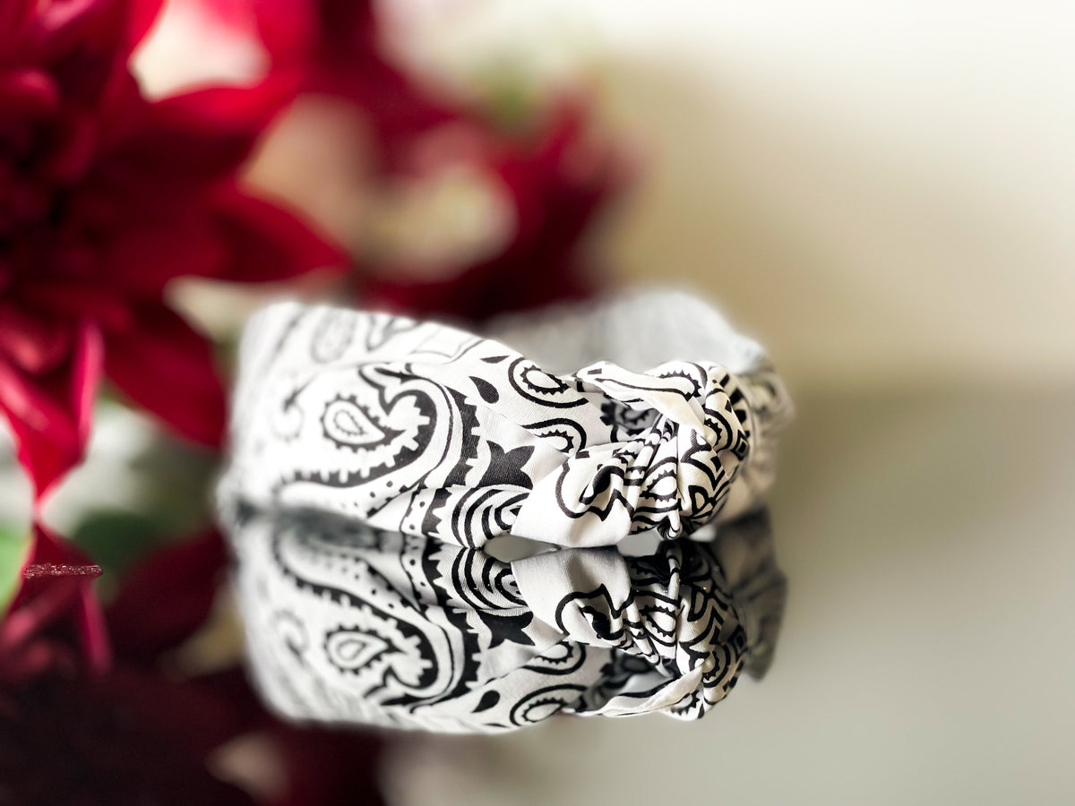 Comfortable Knot Headband — The Diplomat