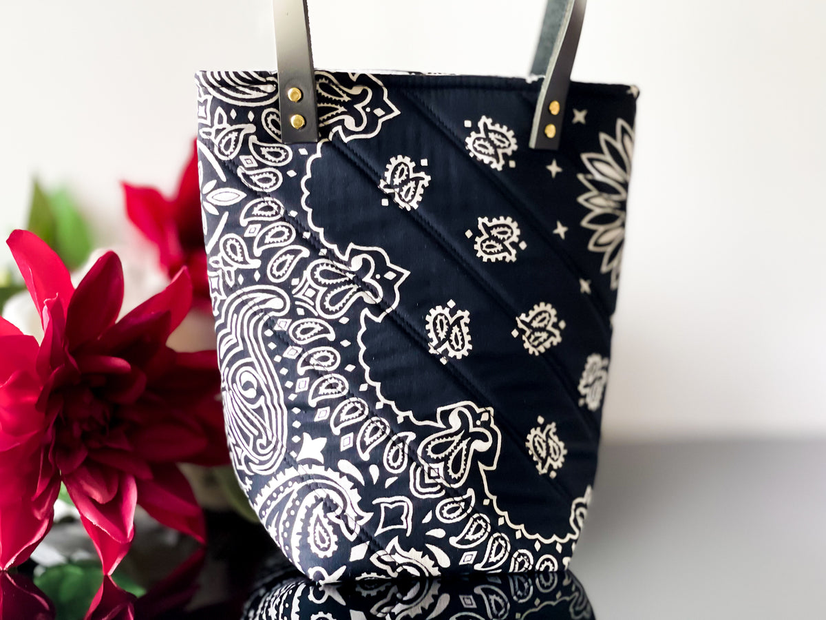 Bucket Bloom Bag — The Diplomat
