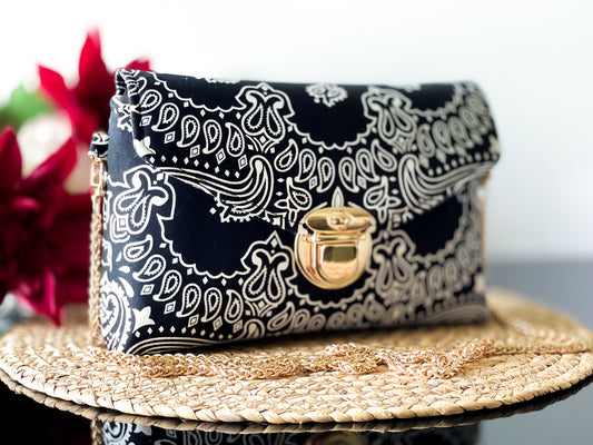 Crossbody Sling Bag with Chain Shoulder Strap — The Diplomat