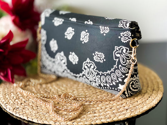 Crossbody Sling Bag with Chain Shoulder Strap — The Diplomat
