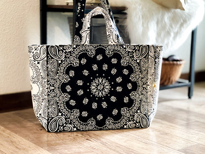 Large Quilted Tote — The Diplomat